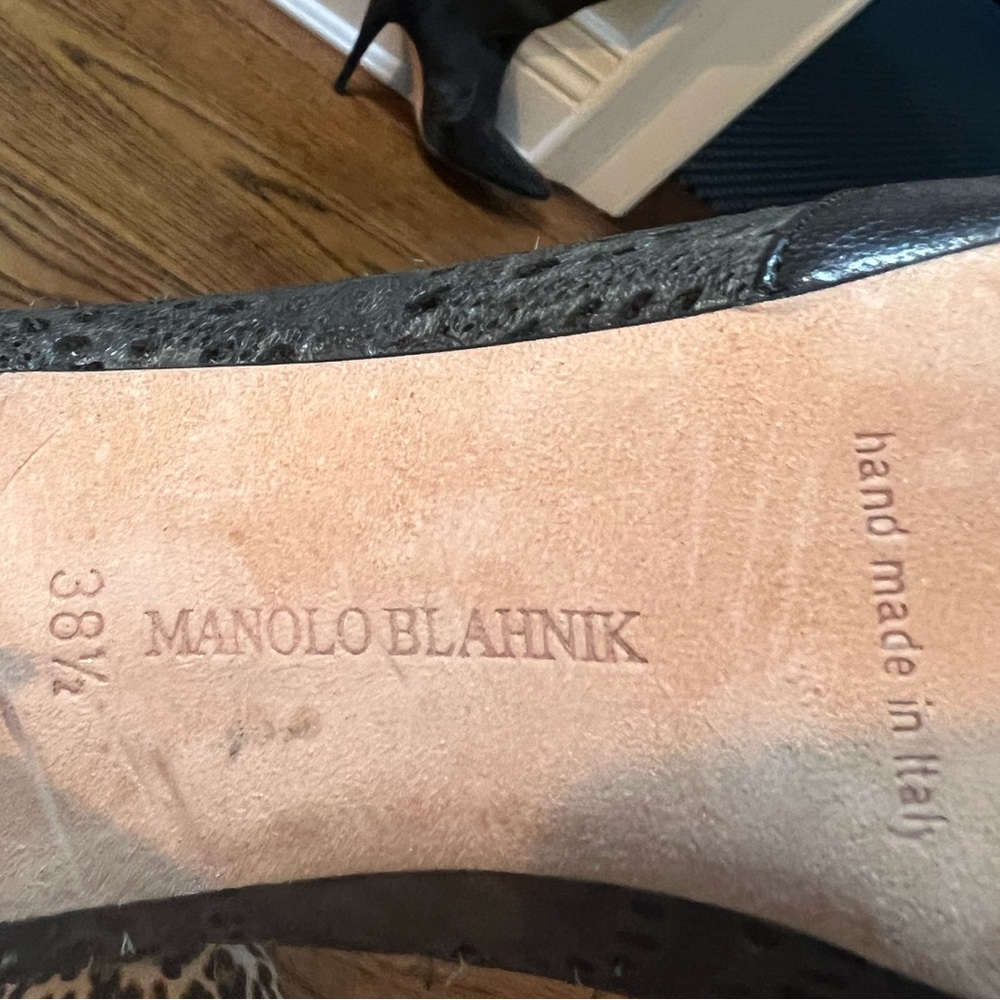 Manolo Blahnik black leather knee boots - size 8.5 - Picture 3 of 3